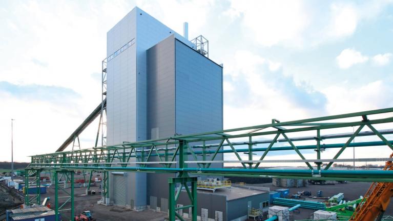 Ocelová konstrukce a opláštění objektu pro mletí a sušení uhlí v německém Duisburgu od nového subjektu – NORDEC, Česká republika