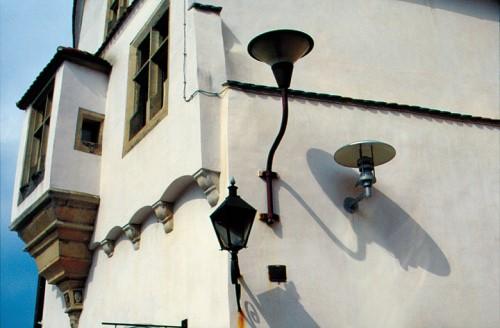 Městské muzeum ve Slavonicích, návrh výstavy různých lamp veřejného osvětlení, foto: Ester Havlová