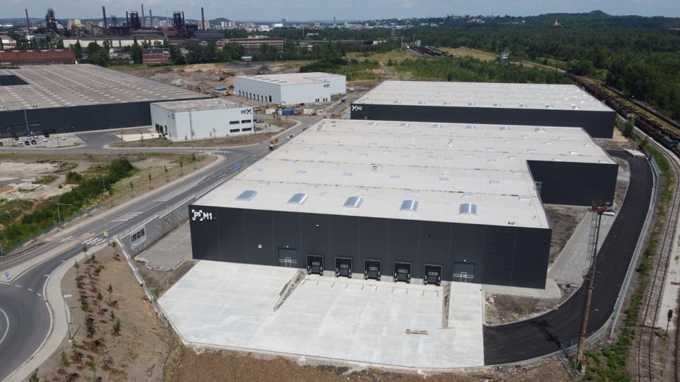 P3 Ostrava Central je první brownfield, který developer P3 Logistic Parks v České republice realizuje. Svou velikostí 44 hektarů se jedná zatím o největší brownfield v ČR přetvořený na moderní průmyslový park.