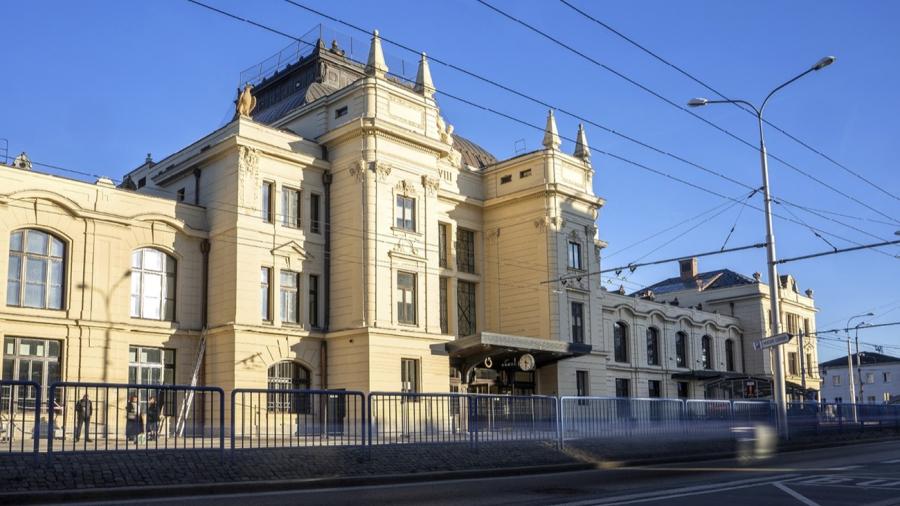 Rekonstruovaná výpravní budova v železniční stanici České Budějovice se otevřela veřejnosti